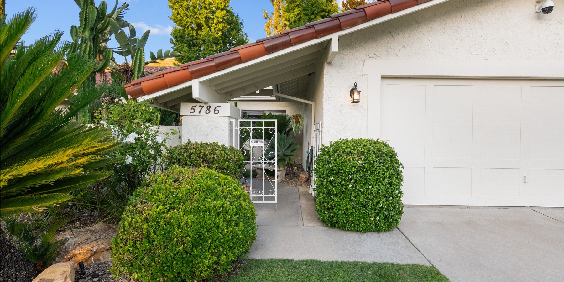 5786 Carell Ave, Agoura Hills, CA 91301