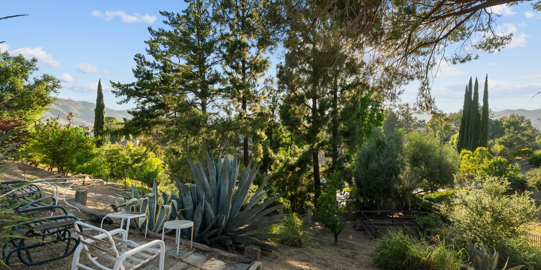 5786 Carell Ave, Agoura Hills, CA 91301