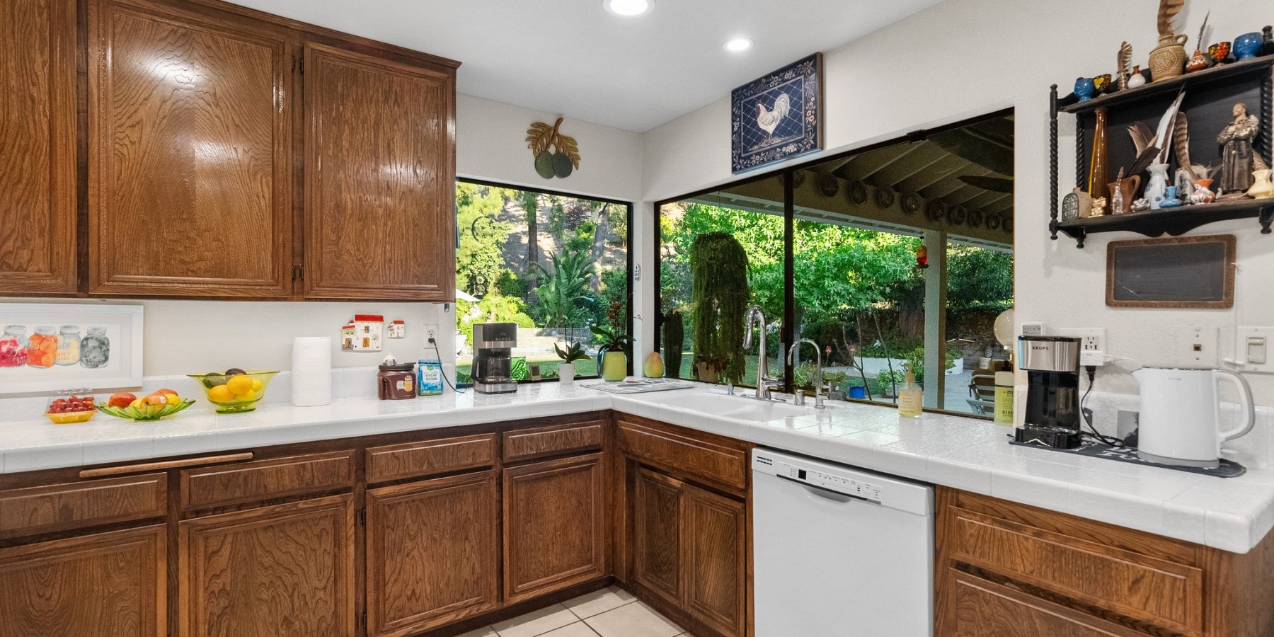 5786 Carell Ave, Agoura Hills, CA 91301