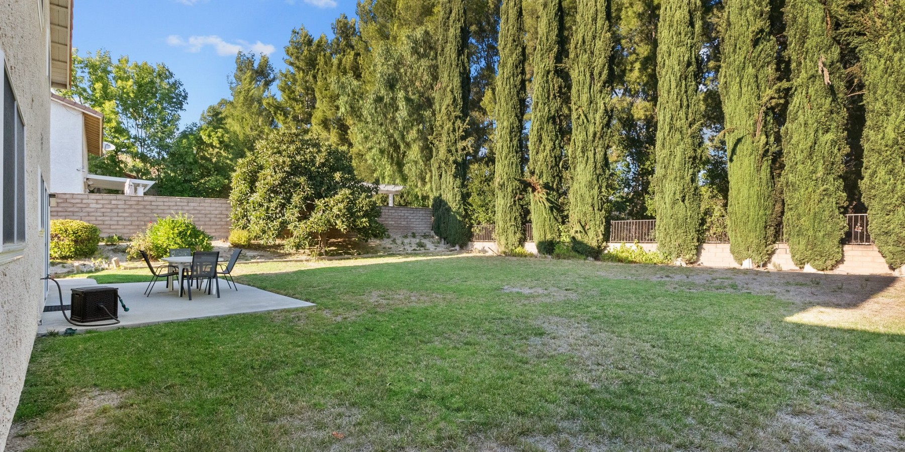 6112 Hedgewall DR, Westlake, CA 91362