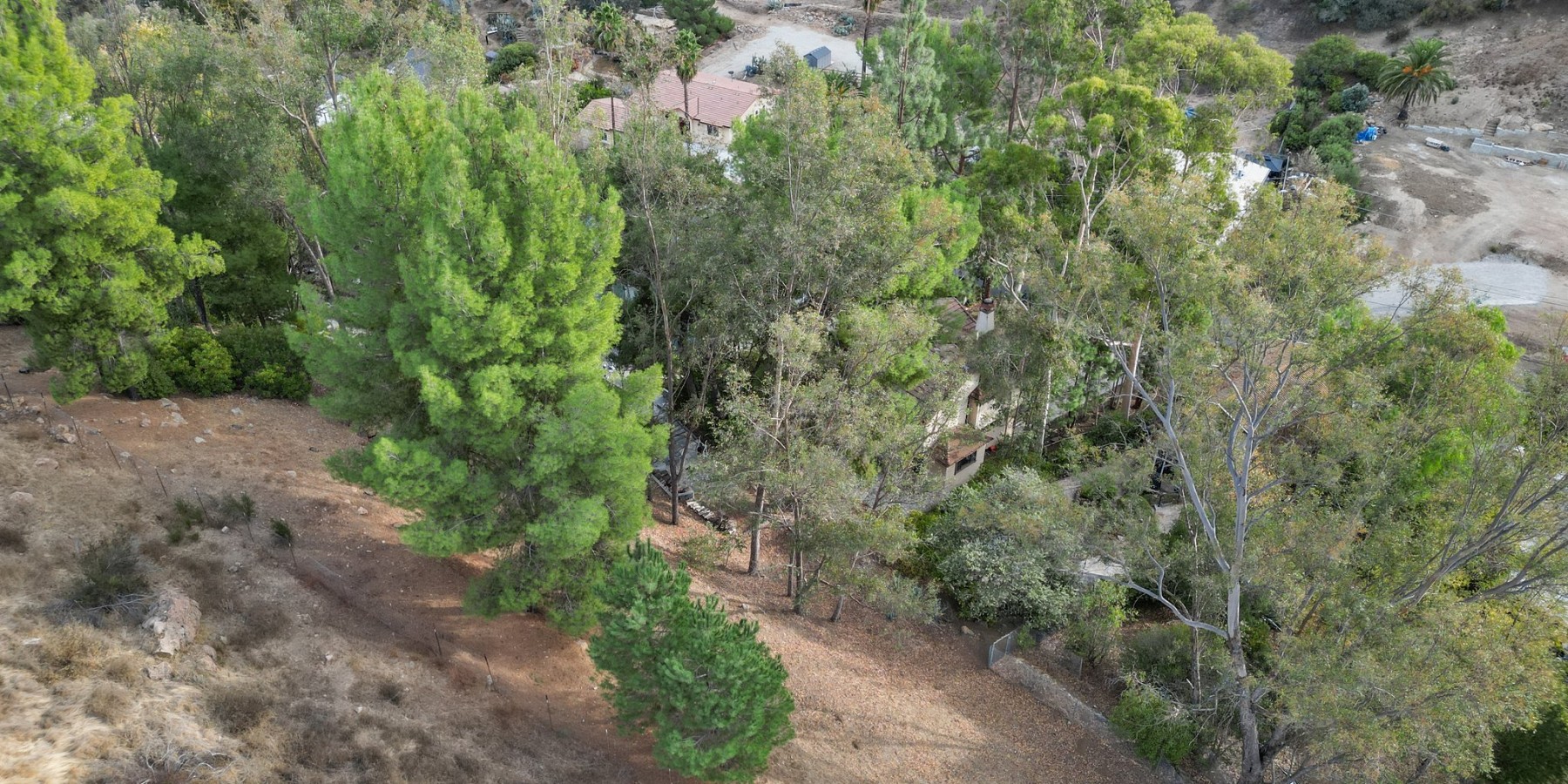 1557 Lookout Dr, Agoura Hills, CA 91301