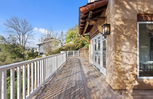 2045 Lookout Dr., Agoura Hills, CA 91301