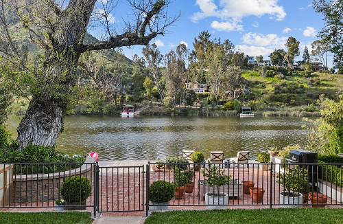 29095 S. Lakeshore Dr, Agoura Hills, CA 91301