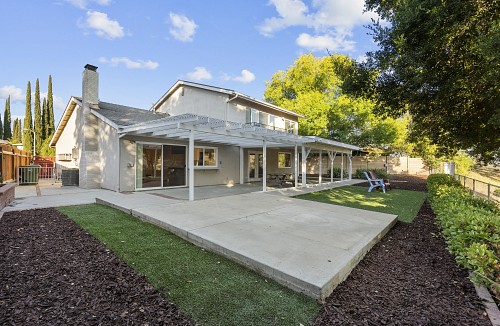 29300 Tree Hollow Glen, Agoura Hills, CA 91301