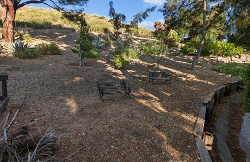 5786 Carell Ave, Agoura Hills, CA 91301