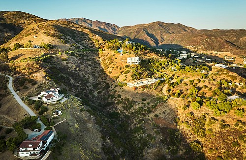 Anacapa View Dr, Malibu, CA 90265