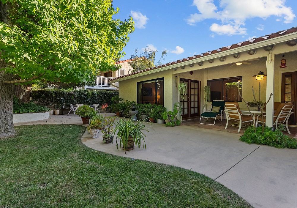 5786 Carell Ave, Agoura Hills, CA 91301