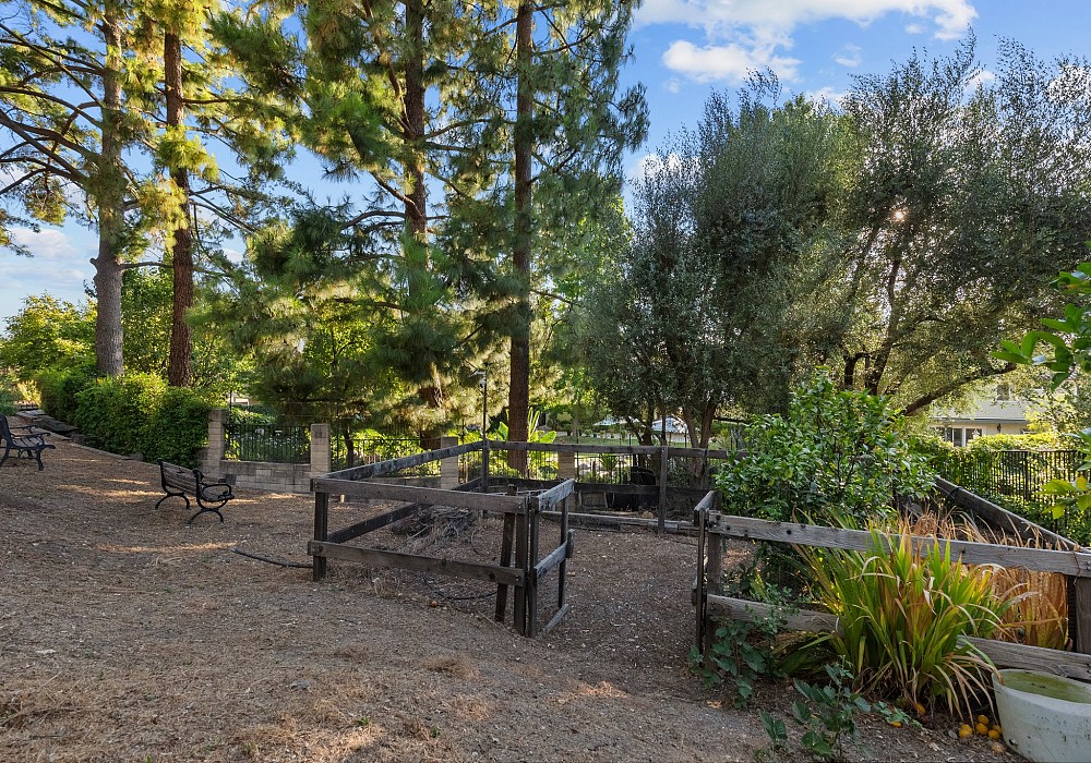 5786 Carell Ave, Agoura Hills, CA 91301