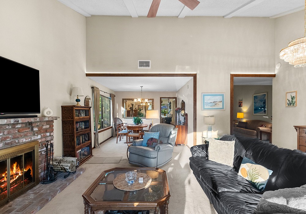 5786 Carell Ave, Agoura Hills, CA 91301