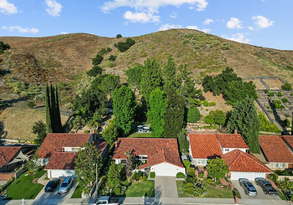 5786 Carell Ave, Agoura Hills, CA 91301