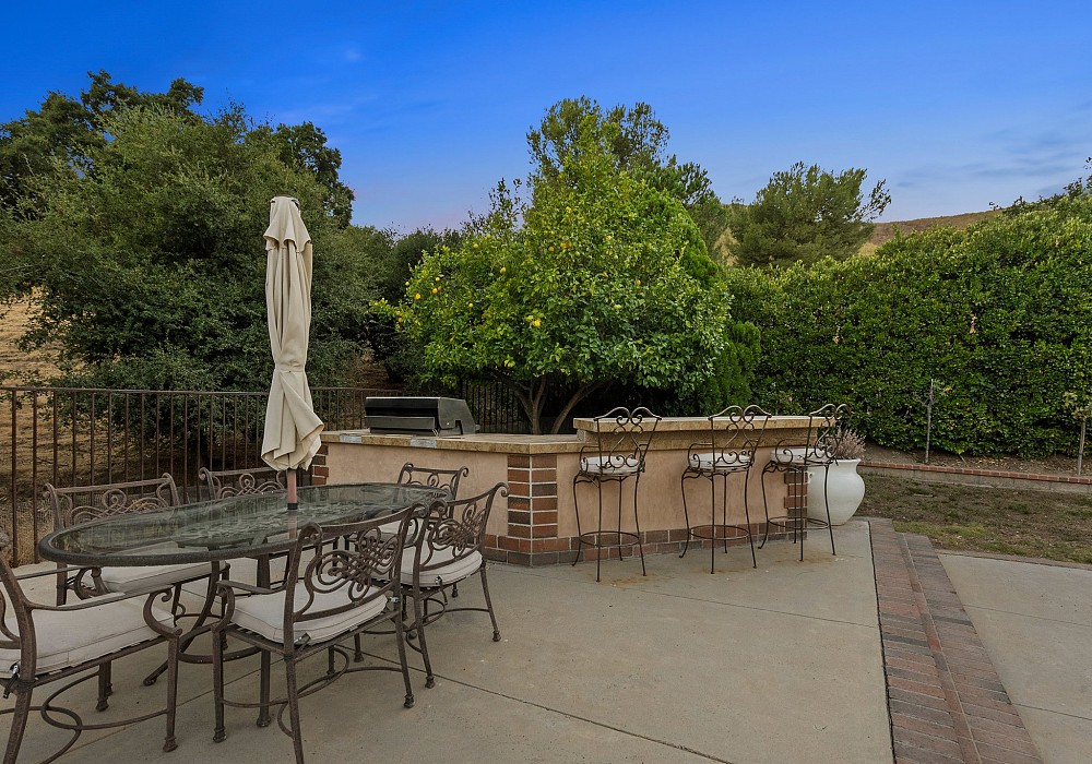 30830 Mingus Dr., Westlake Village, CA 91362