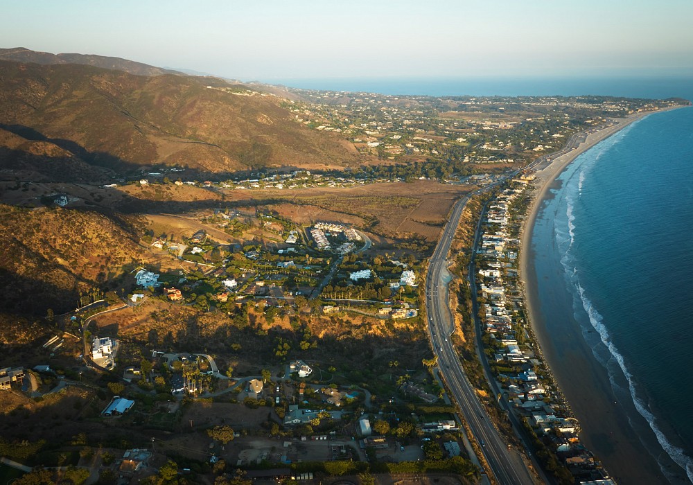 Anacapa View Dr, Malibu, CA 90265