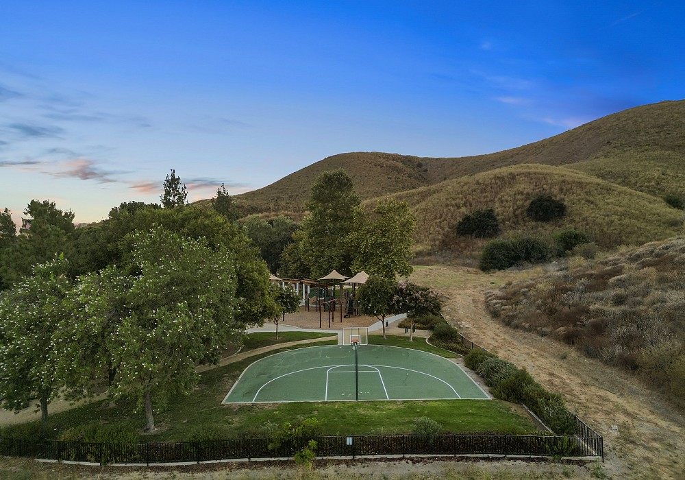 6112 Hedgewall DR, Westlake, CA 91362