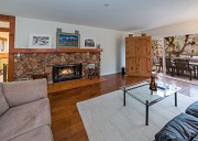 29043 Lake Dr, Agoura Hills, CA 91301